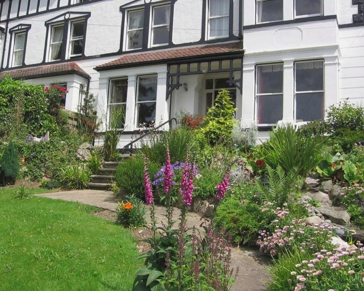 Bryn Derwen Guest House