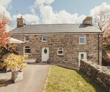 Cefn Uchaf Cottage