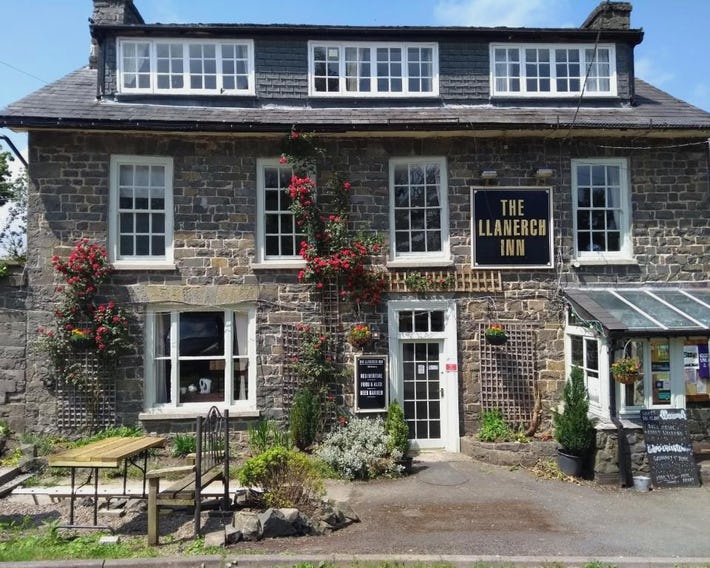 Llanerch Inn