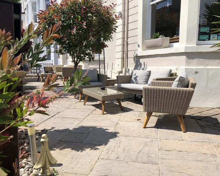 Lynton House  B&B