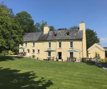 Ty Mawr Country House