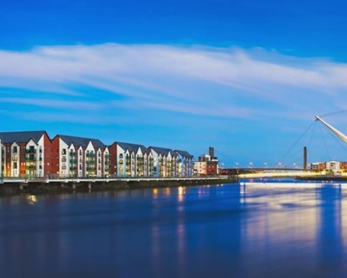 Luxury Riverfront Apartment