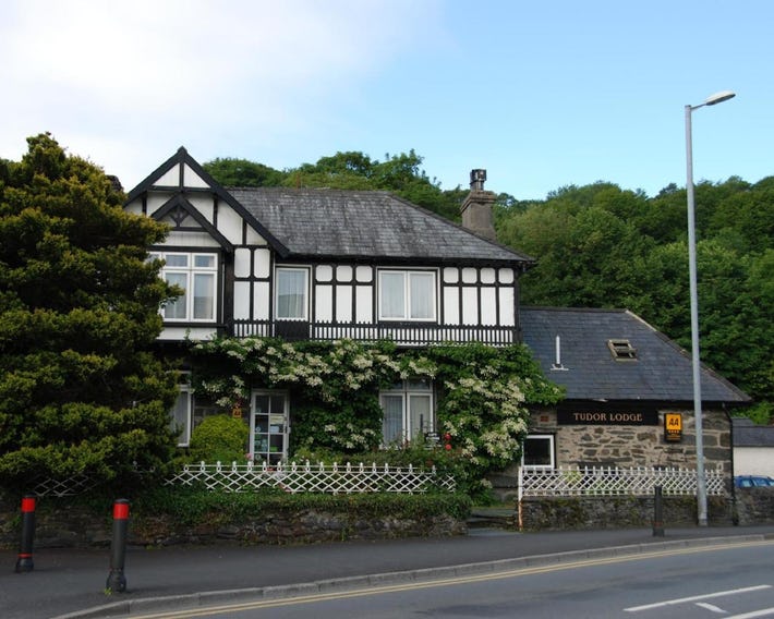 Tudor Lodge