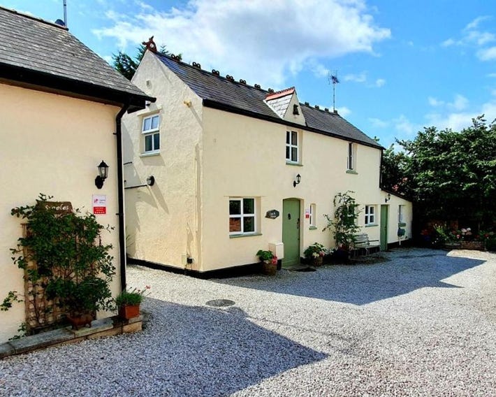 Vale View Cottages -The Coach House, Great location in Prestatyn!