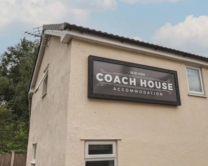 Coach House 2