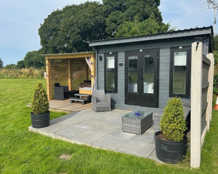 Dolafon farm luxury glamping cabin with hot tub