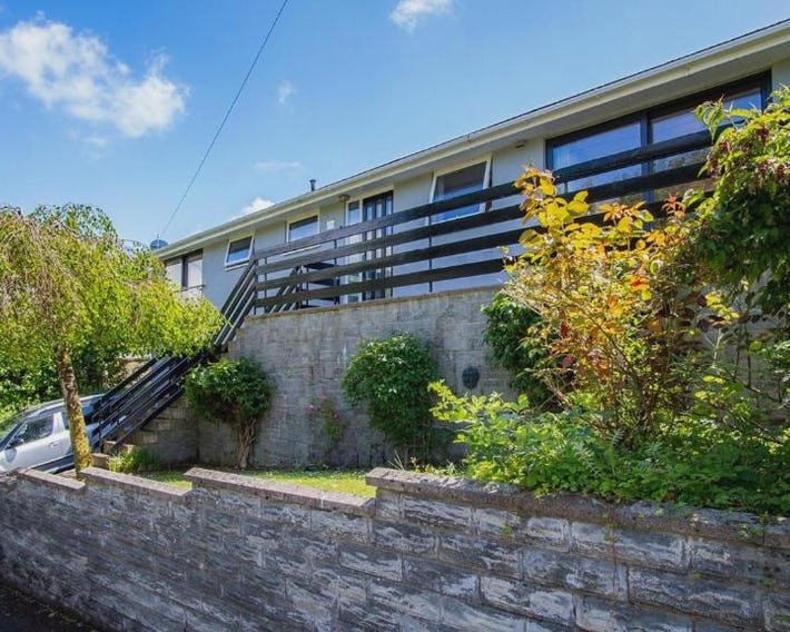 Ragged Staff - 3 Bedroom Holiday Home - Saundersfoot