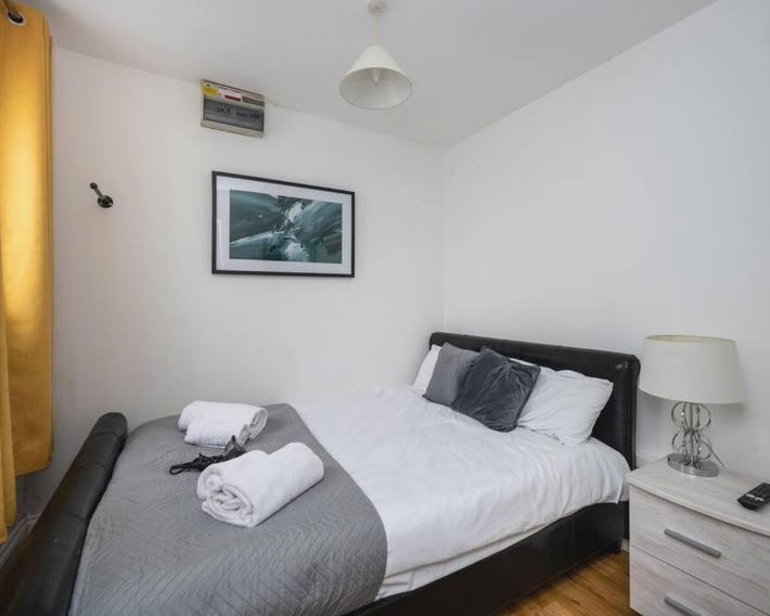 Modern 1BR Apartment Near Swansea Centre