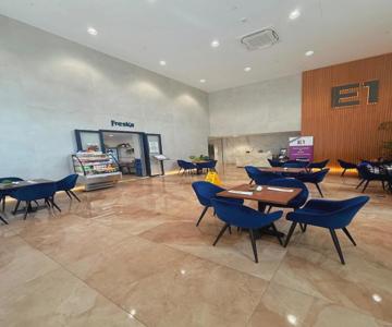 E1, Apartment