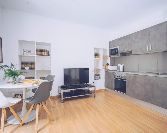 2-BR Gem in Gibraltar's Heart