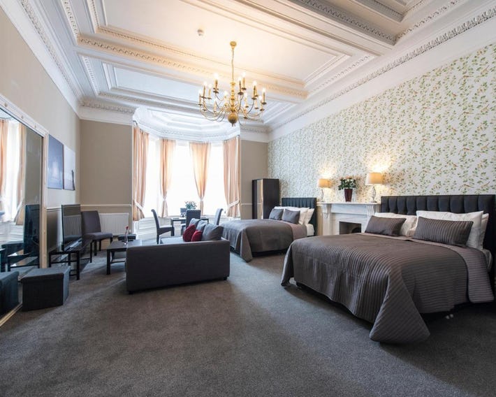 Grosvenor Suites