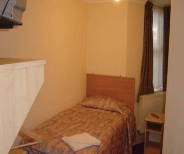 Channins Hounslow Hotel