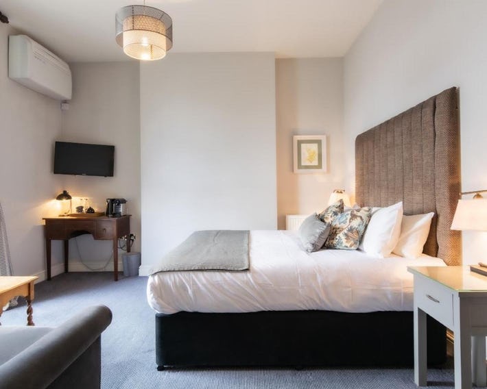 Tulse Hill Hotel
