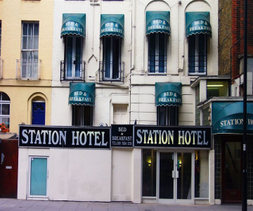 Victoria Station Hotel