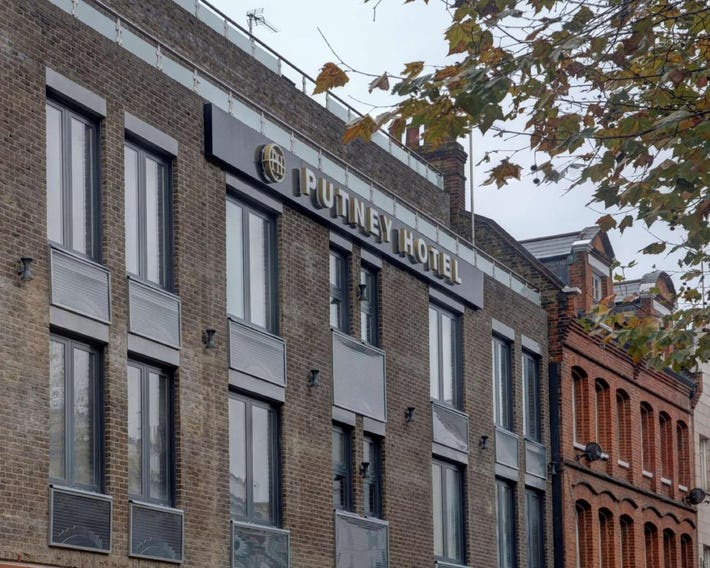 Putney Hotel