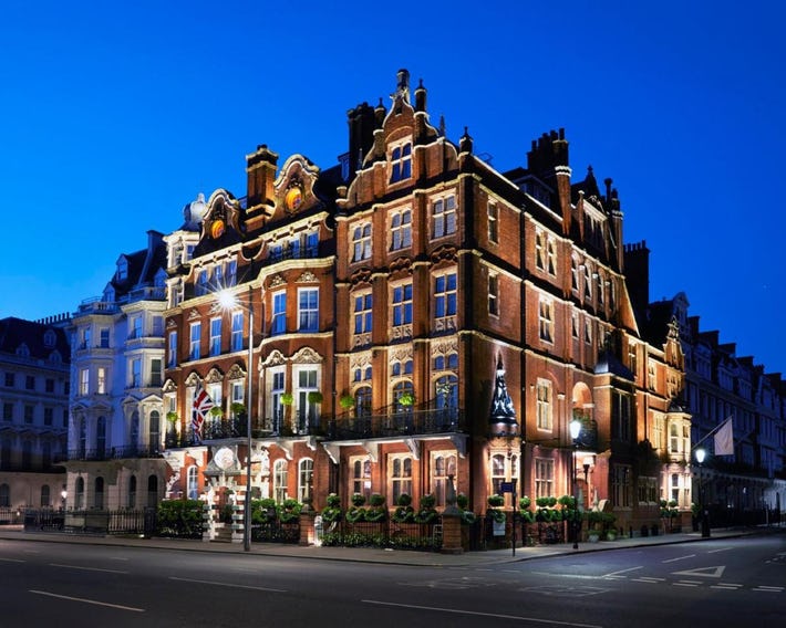 The Milestone Hotel & Apartments