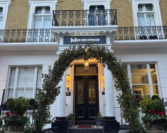 Whiteleaf Hotel