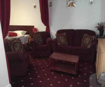 London Hotel