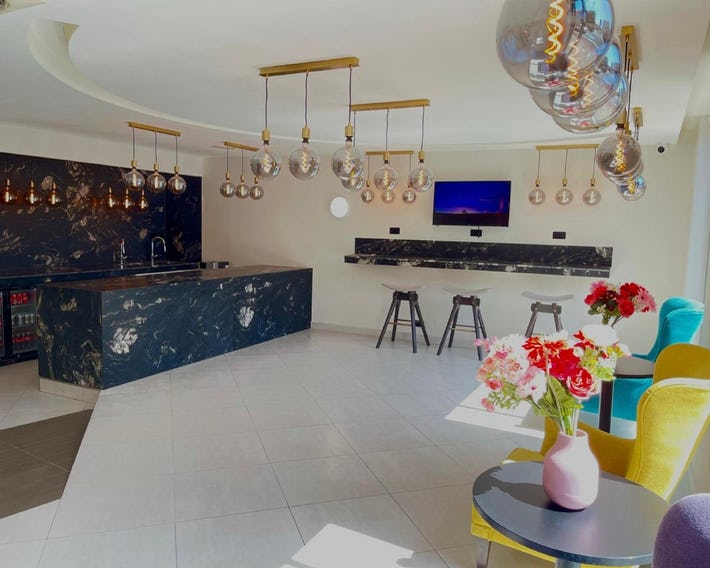 Axiom Park Hotel