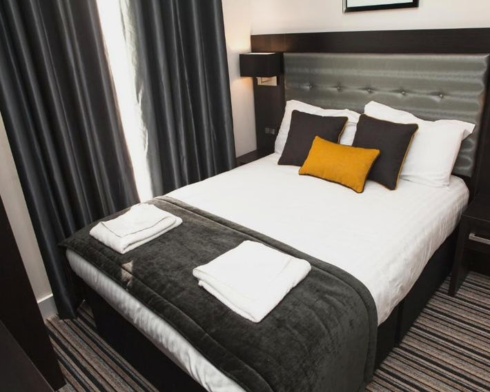 The Tudor Inn Hotel