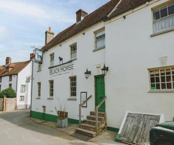 The Black Horse