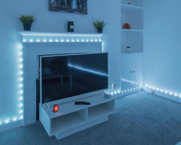 Luxe Maisonette- Parking, 4K TVs