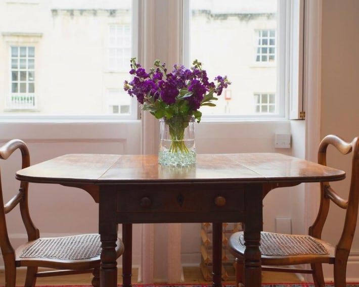 1 Bed Georgian Apartment in Bath City Centre