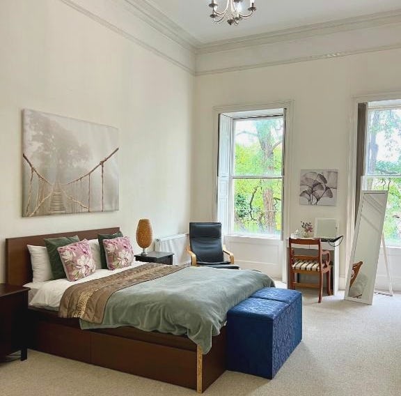 Grosvenor Apartments in Bath - Great for Families, Groups, Couples, 80 sq m, Parking