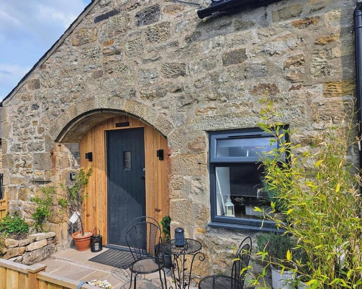 Cosy Coach House