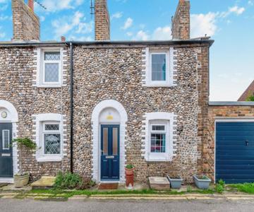 6 Flint Cottages