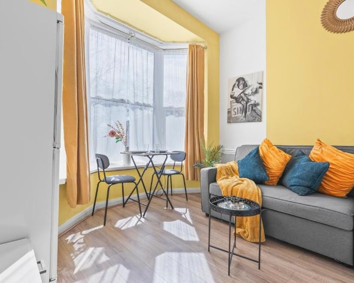 Cosy entire flat 5 min from Citycentre sleeps 4