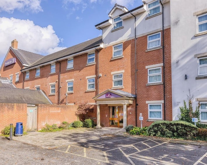 Premier Inn Birmingham Central Hagley Road
