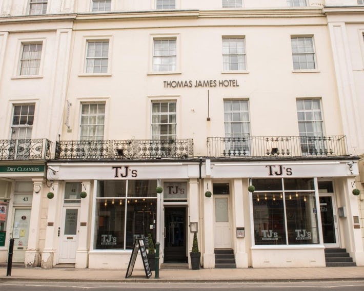 Thomas James Hotel
