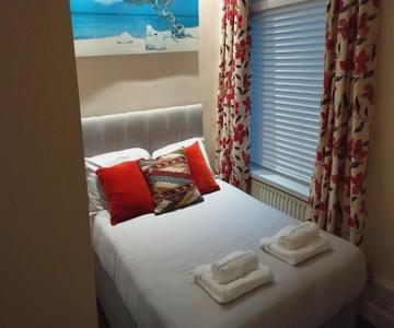 Stratford House Holiday Apartments