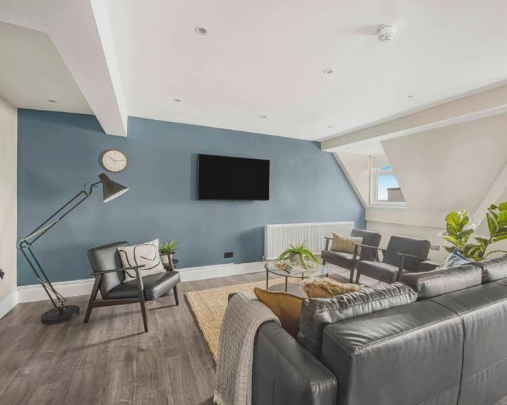 Luxe Ami Tran Spacious Penthouse