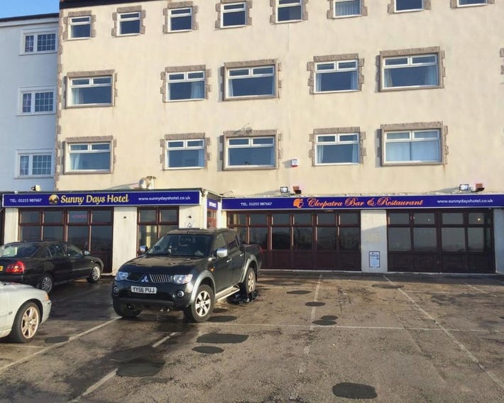 Sunny Days Hotel