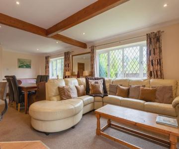 Riverside Cottage-uk41439