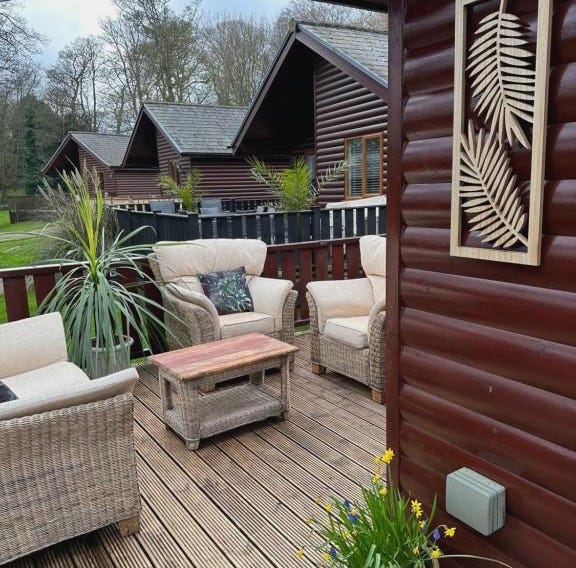 Max's Woodland Lodge