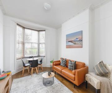 Serenity Square - Wow Location Central Brighton Sleeps 4