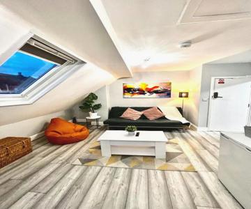 Dvm Escape Flat 3