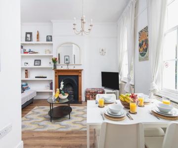 Central Flat-2bed-free Parking-by Fabaccommodation
