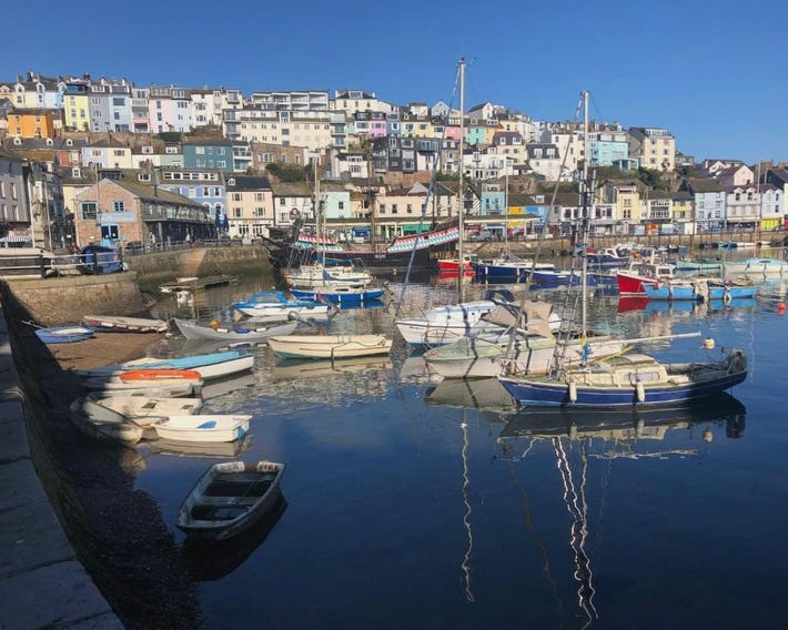 Harbour View Ground Floor Flat with Private Parking, only 5 Mins walk to harbour