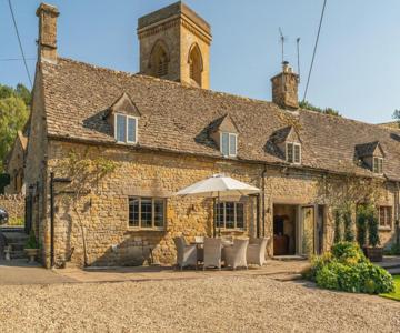 Broughwood Cottage Snowshill, Cotswold Stone Cottage