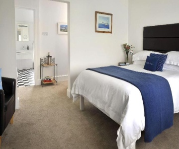 Surf Haven Bed & Breakfast