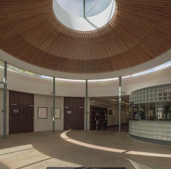 Murray Edwards College, Cambridge