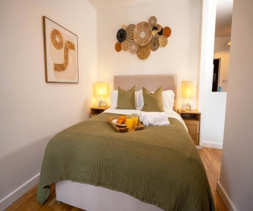 Boho Style - King Bed, Central, Super Fast Wi-fi