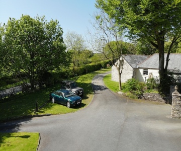 Pendragon Country House