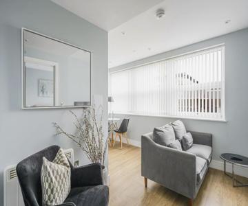 Luxury Apartment in Chelmsford Bond Street with Sky TV, Movies & Netflix