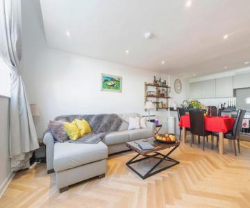 Thornton House Luxury Accommodation In The Town Centre With Private Parking