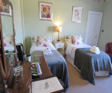 Little Mollington Hall